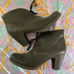 Clarks heeled ankle boot.